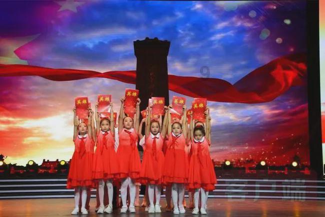金庸为什么要让甄志丙（原尹志平）玷污小龙女？